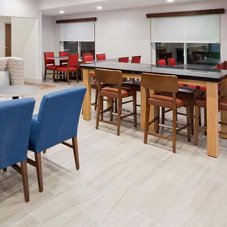 Holiday Inn Express & Suites - Dickinson By Ihg Экстерьер фото