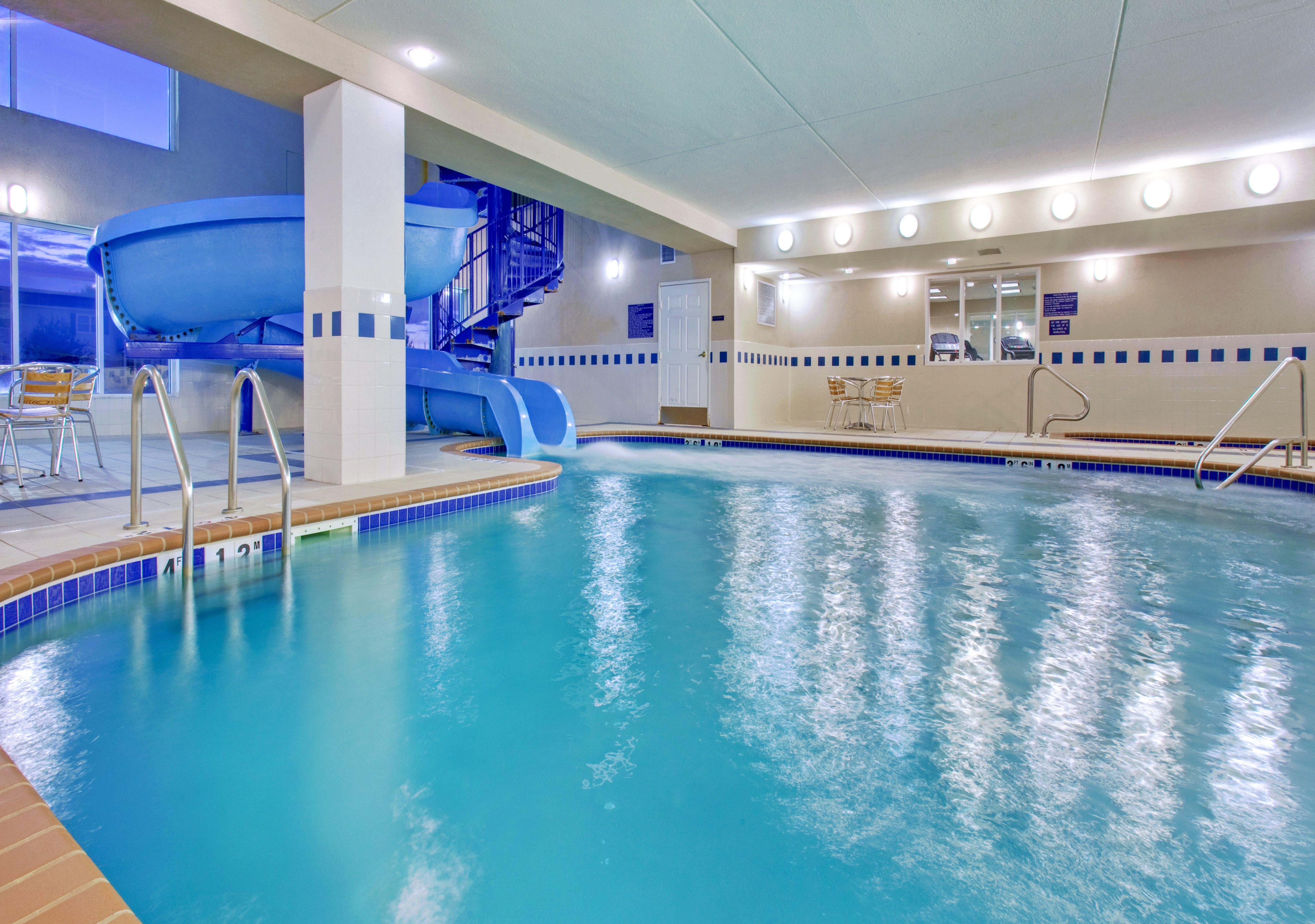 Holiday Inn Express & Suites - Dickinson By Ihg Экстерьер фото